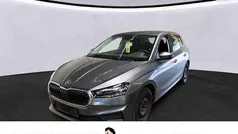Grau Gebraucht 2023 Skoda Fabia Selection Limousine | 15.777 € (Fairer Preis)