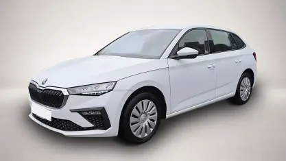 Gebraucht Skoda Scala Essence 95 PS (69 kW) 2025 Weiß Kleinwagen