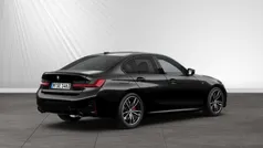 Saphirschwarz Gebraucht 2024 BMW 318 M Sport Limousine | 38.500 € (Fairer Preis)