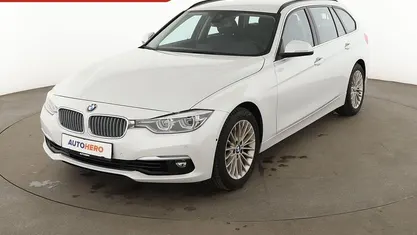 Begagnad BMW 318 Luxury Line 136 HK (100 kW) 2018 Vit Kombi