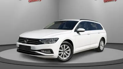 Gebraucht VW Passat Business 150 PS (110 kW) 2021 Pure white Kombi