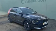 Schwarz Gebraucht 2023 Kia e-Niro Inspiration SUV | 31.114 € (Guter Preis)