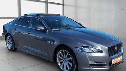Gebraucht 2018 Jaguar XJ R-Sport Limousine | 26.990 € (Guter Preis)
