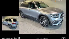 Grau Gebraucht 2024 Mercedes GLB200 AMG SUV | 46.900 € (Teuer)