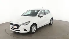 Weiß Gebraucht 2018 Mazda 2 Center-Line Limousine | 9.590 € (Fairer Preis)