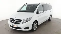 Weiß Gebraucht 2017 Mercedes V220 Edition Van / Kleinbus | 37.580 € (Fairer Preis)