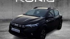 Perlmuttschwarz metallic Gebraucht 2023 Dacia Sandero Expression Kleinwagen | 17.888 € (Fairer Preis)