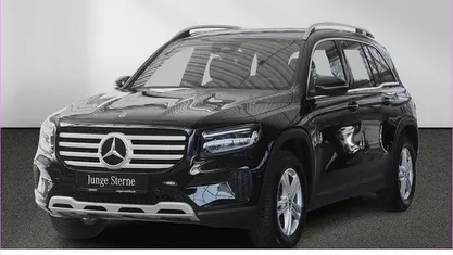 Gebraucht Mercedes GLB200 163 PS (119 kW) 2024 Schwarz SUV