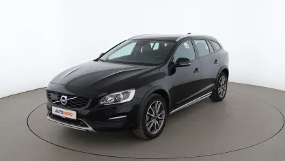 Gebraucht Volvo V60 CC Pro 190 PS (139 kW) 2017 Schwarz Kombi