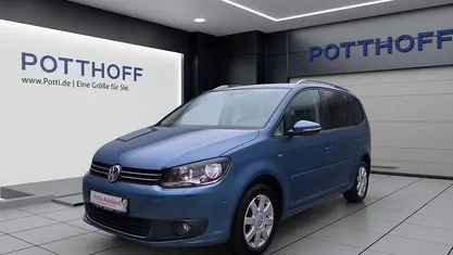 Gebraucht VW Touran Comfortline 105 PS (77 kW) 2014 Van / Kleinbus