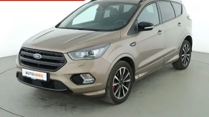 Usado Ford Kuga ST-Line 230 HP (169 kW) 2019 Cinzento SUV