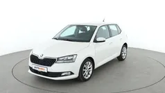 Weiß Gebraucht 2019 Skoda Fabia Ambition Limousine | 10.660 € (Fairer Preis)