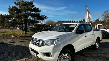 Gebraucht Nissan Navara Acenta 163 PS (119 kW) 2022 Weiß Pickup