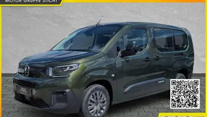 Neu Citroën Berlingo 131 PS (96 kW) 2026 Sirkkagrün Van / Kleinbus