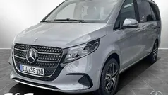 Gebraucht 2025 Mercedes V300 Avantgarde Van / Kleinbus | 93.891 € (Fairer Preis)