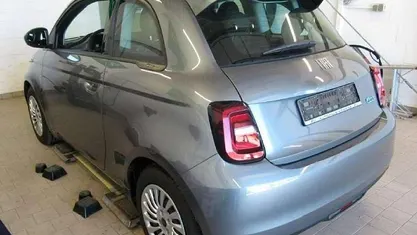 Gebraucht 2023 Fiat 500e Kleinwagen | 23.999 € (Fairer Preis)