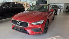Fusion red / metallic Gebraucht 2021 Volvo V60 Momentum Kombi | 26.970 € (Guter Preis)