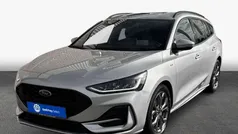 Moondust silber metallic Gebraucht 2023 Ford Focus ST-Line X Kombi | 25.250 € (Fairer Preis)