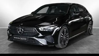 Gebraucht Mercedes CLA180 Shooting Brake Progressive 136 PS (100 kW) 2024 Unilack nachtschwarz Kombi
