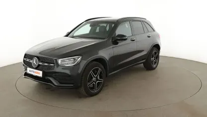 Gebraucht Mercedes GLC300de AMG line 306 PS (225 kW) 2021 Grau SUV