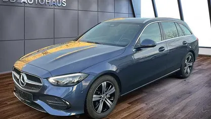 Gebraucht Mercedes C180 Avantgarde 170 PS (125 kW) 2024 Blau Kombi