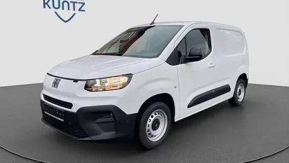 Gebraucht 2025 Fiat Doblò Van / Kleinbus | 23.540 € (Fairer Preis)