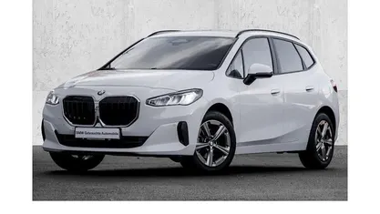 Gebraucht 2023 BMW 218 Shadowline Van / Kleinbus | 28.880 € (Fairer Preis)