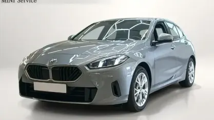 Gebraucht BMW 120 Performance 170 PS (125 kW) 2025 Skyscraper grau Kleinwagen