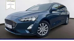 Blau Gebraucht 2022 Ford Focus Titanium X Kombi | 14.880 € (Guter Preis)