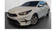Weiß Neu 2025 Kia Ceed Vision Limousine | 19.990 € (Superpreis)