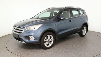 Gebraucht Ford Kuga Titanium 150 PS (110 kW) 2019 Blau SUV