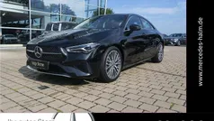 Lack kosmosschwarz Gebraucht 2024 Mercedes CLA180 Advanced Limousine | 33.850 € (Fairer Preis)