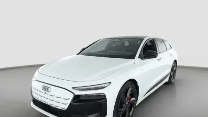 Gebraucht Audi A6 e-tron Ambiente 314 kW (428 PS) 2025 Gletscherweiß metallic Kombi