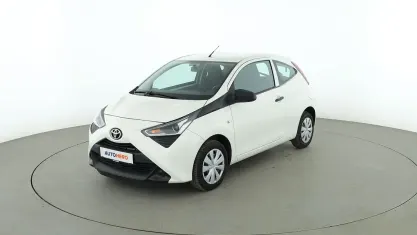 Gebraucht Toyota Aygo 72 PS (52 kW) 2019 Weiß Kleinwagen