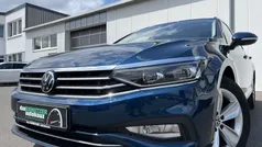 Aquamarinblau Gebraucht 2022 VW Passat Business Kombi | 28.860 € (Fairer Preis)