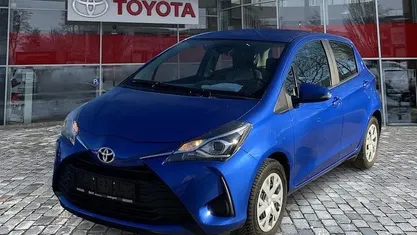 Blau Gebraucht 2020 Toyota Yaris Comfort Limousine | 12.990 € (Guter Preis)