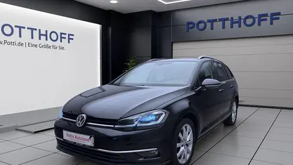 Gebraucht VW Golf VII Highline 150 PS (110 kW) 2019 Kombi