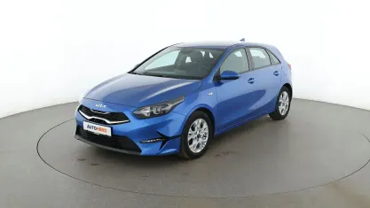 Używany Kia Ceed Edition 7 2021 Niebieski Hatchback