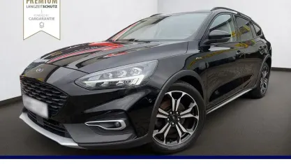 Gebraucht Ford Focus Active 125 PS (91 kW) 2019 Shadow black Limousine