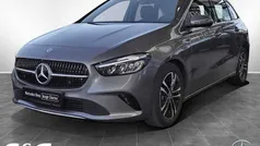 Grau Gebraucht 2023 Mercedes B180 Progressive Van / Kleinbus | 29.460 € (Fairer Preis)