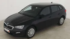Black magic perleffekt Gebraucht 2023 Skoda Scala Active Kleinwagen | 17.140 € (Guter Preis)