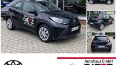 Mysticschwarz mica metallic Gebraucht 2023 Toyota Aygo X-play Kleinwagen | 15.250 € (Fairer Preis)