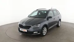 Grau Gebraucht 2020 Skoda Fabia Soleil Kombi | 15.850 € (Fairer Preis)