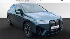 Blau Gebraucht 2024 BMW iX Sport Line SUV | 56.800 € (Guter Preis)