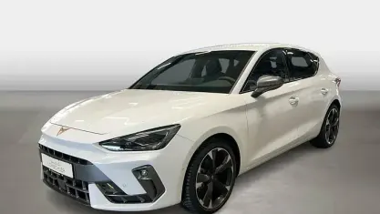 Używany Cupra Leon 150 KM (110 kW) 2025 Biały Sedan/Limuzyna