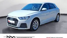 Gletscherweiß metallic Gebraucht 2024 Audi A1 Sportback Advanced Kleinwagen | 21.830 € (Guter Preis)