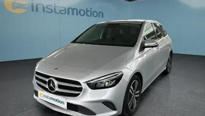Gebraucht Mercedes B200 150 PS (110 kW) 2021 Silber Van / Kleinbus