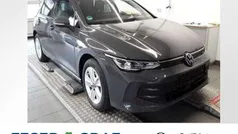 Gebraucht 2024 VW Golf VIII Life Limousine | 25.740 € (Guter Preis)