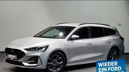 Gebraucht Ford Focus ST-Line X 116 PS (85 kW) 2025 Silber, moondust silver metallic Kombi