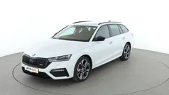 Weiß Gebraucht 2021 Skoda Octavia RS Kombi | 25.590 € (Fairer Preis)